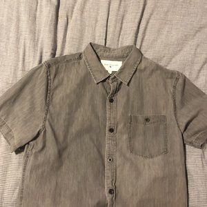 a cool grey button down🔥🔥